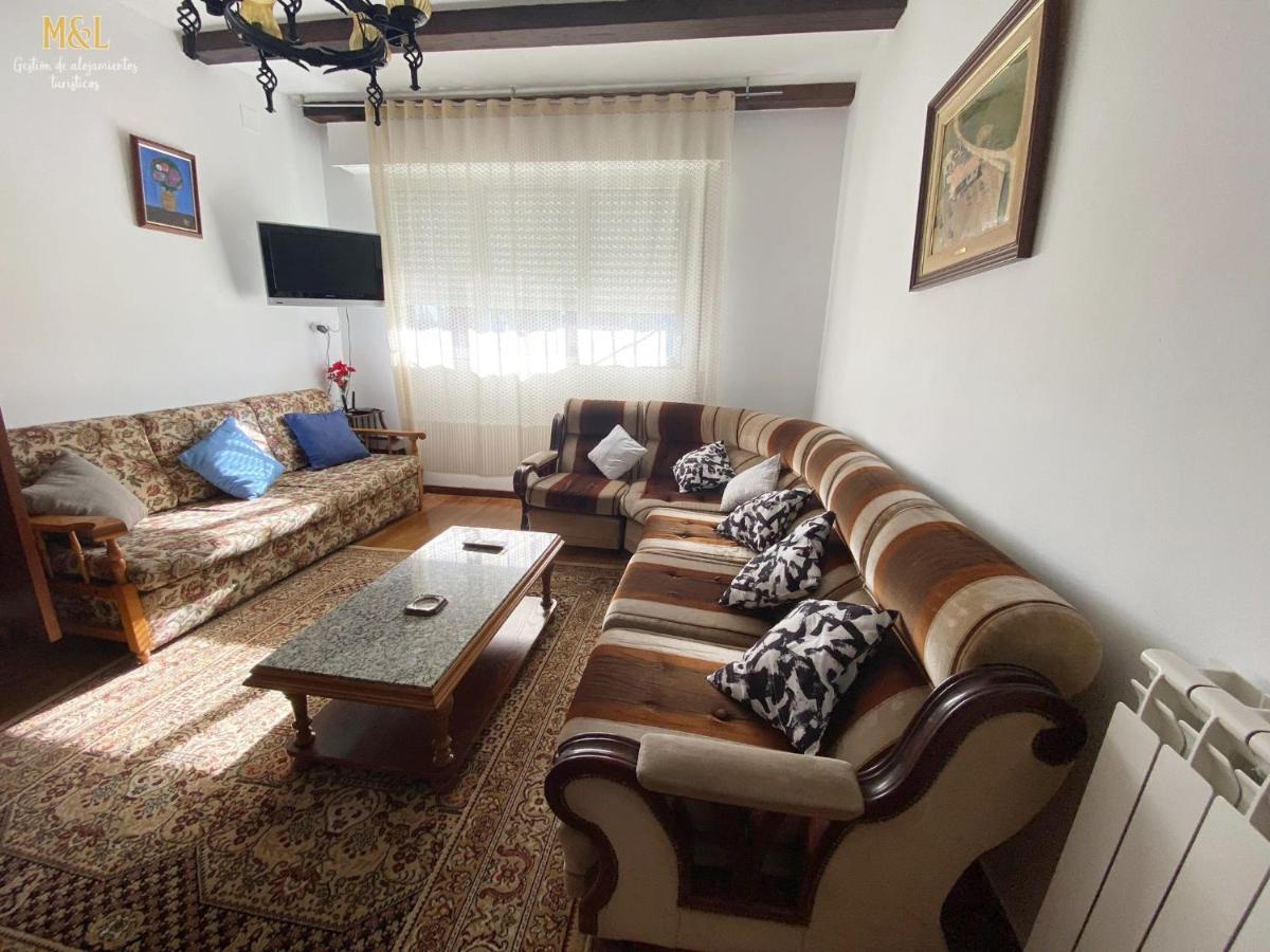 La Casa De Lalo Villa กาสตริยอน ภายนอก รูปภาพ