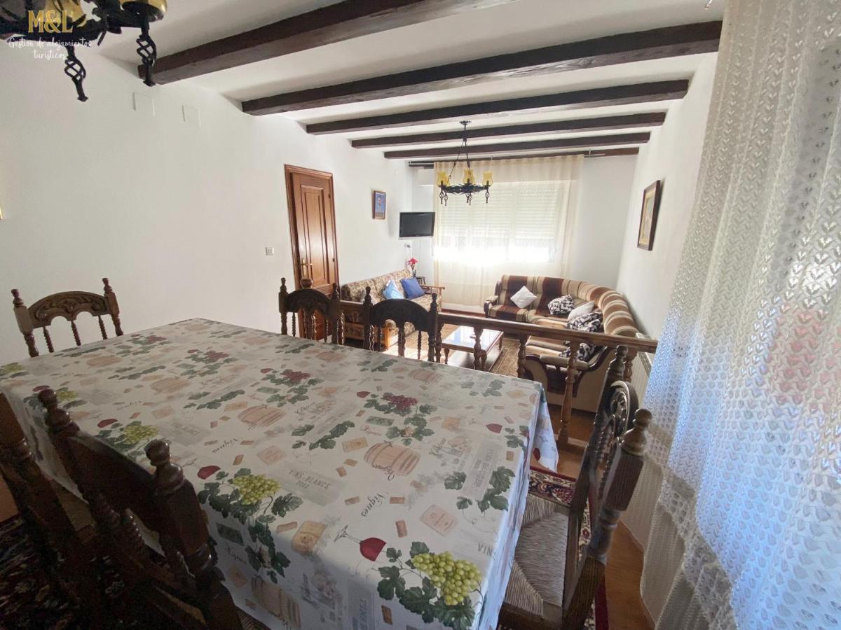 La Casa De Lalo Villa กาสตริยอน ภายนอก รูปภาพ